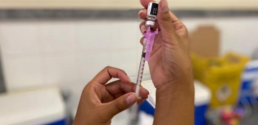Brasil recebe mais de 7 milhões de doses de vacinas Covid-19 infantis