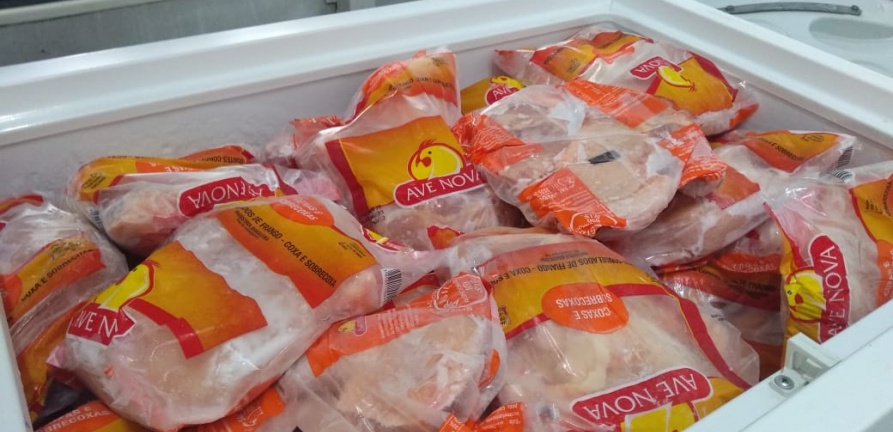 HNSC recebe doações de frango, máscara e álcool em gel da Granja Brasília